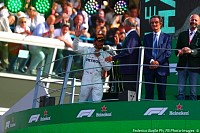 44LewisHamilton7.jpg