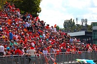 Public-TifosiItalianGPMonza2019.jpg