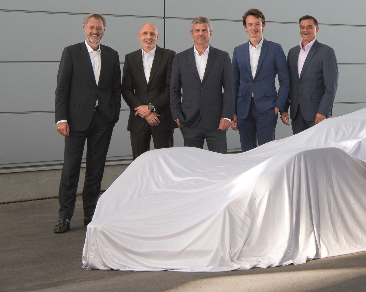 Porsche und TAG Heuer join forces again (from left to right): Detlev von Platen, Stephane Bianchi, Fritz Enzinger, Frederic Arnault, Michael Steiner
