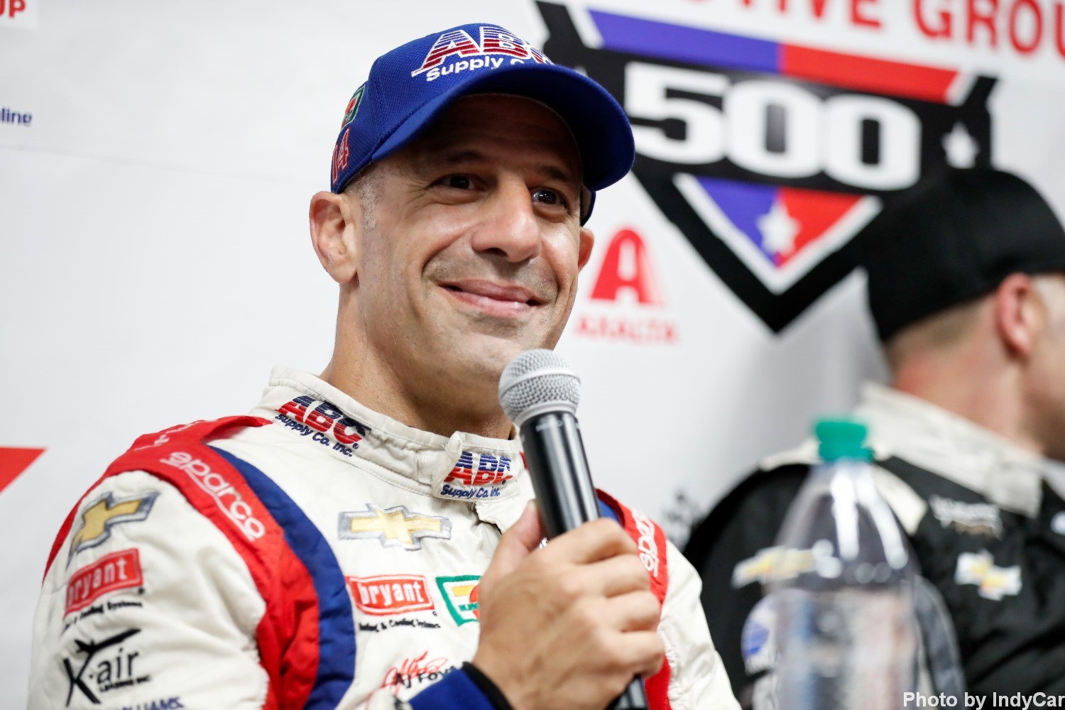 Kanaan shaves ugly beard, looks 10 years younger, gets first podium in 4 year