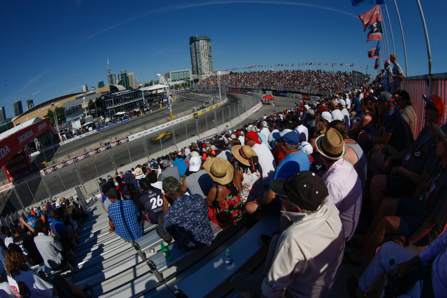 Toronto, ON, Canada. 16th July, 2022. HELIO CASTRONEVES (06) of Sao Paulo,  Brazil travels through the turns during a practice for the Honda Indy  Toronto at the Streets of Toronto Exhibition Place