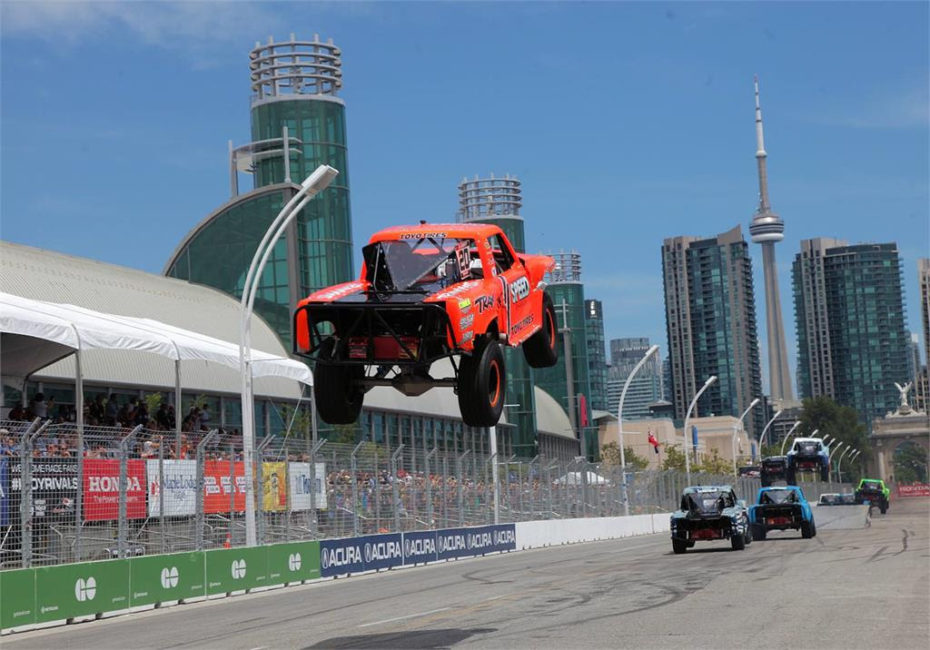 Robby Gordon gets air