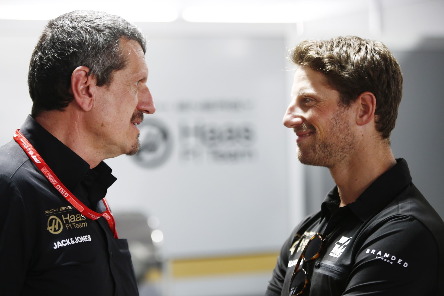 Gunther Steiner and driver Romain Grosjean