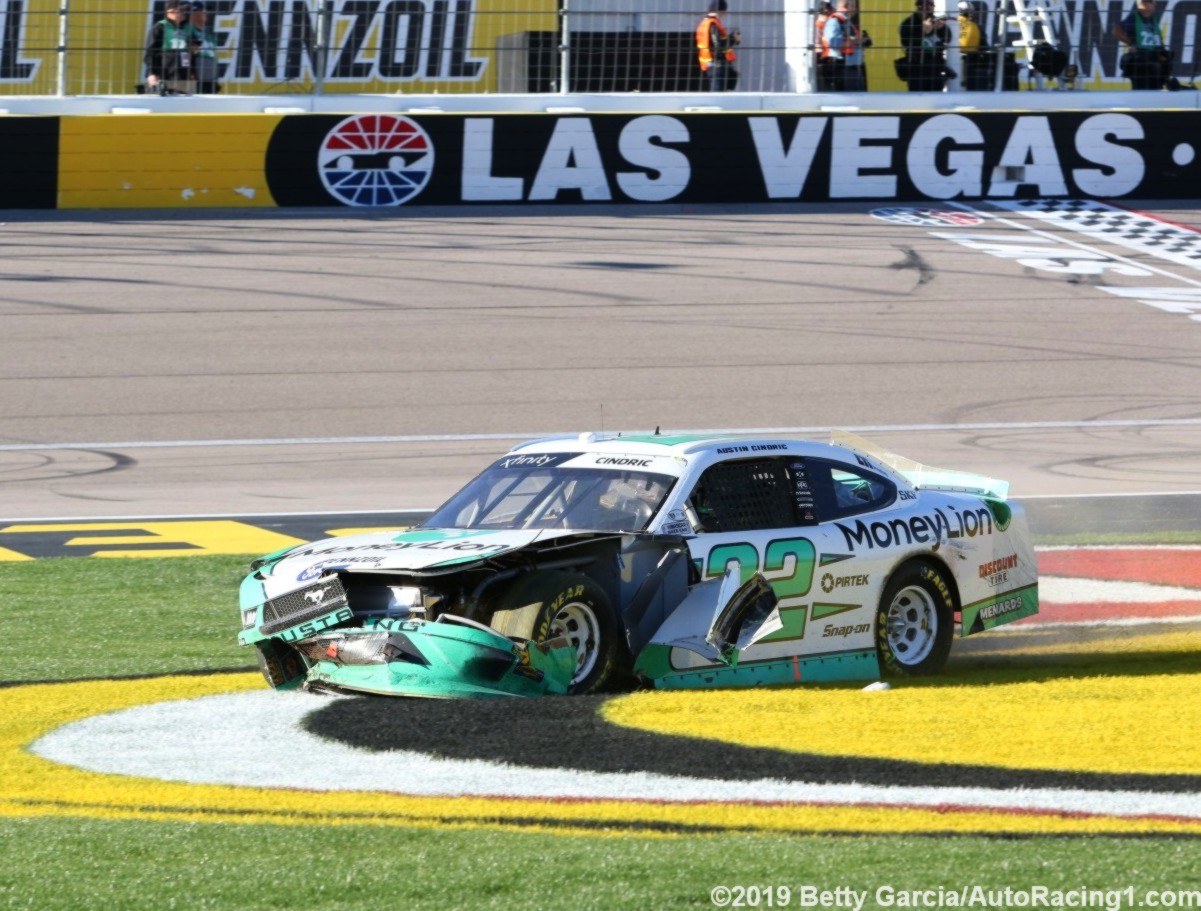 Austin Cindric's mangled race car