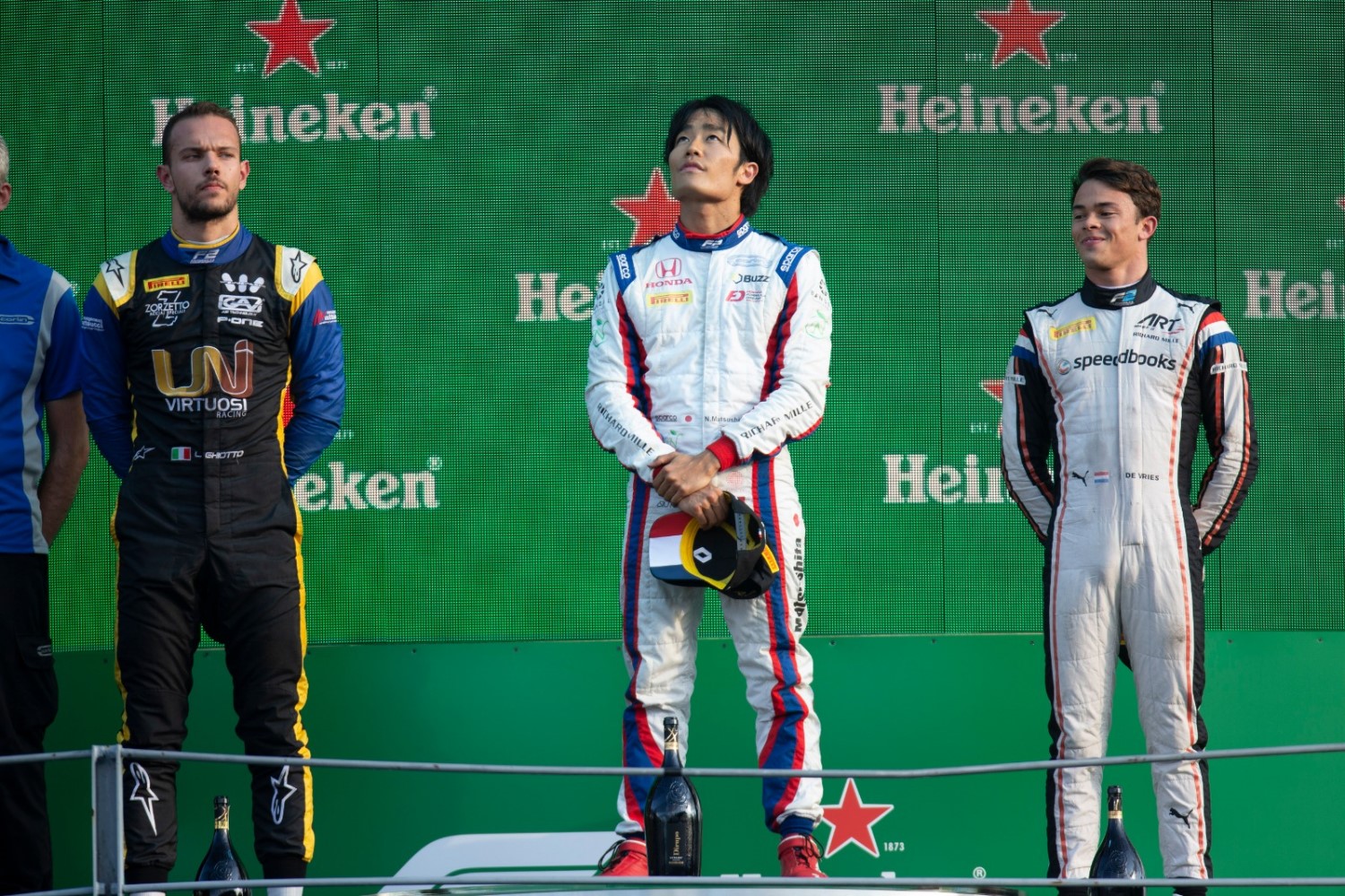 From left, and unhappy Ghiotto, a praying to the heavens Matsushita and de Vries
