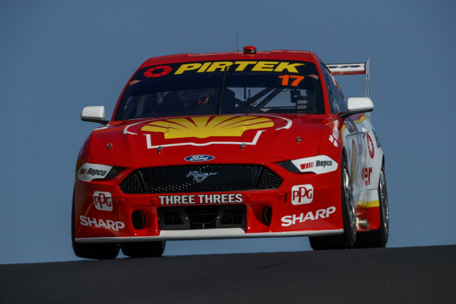 No wonder that Penske Mustang was so fast at Bathurst and is much slower this weekend at Sundown