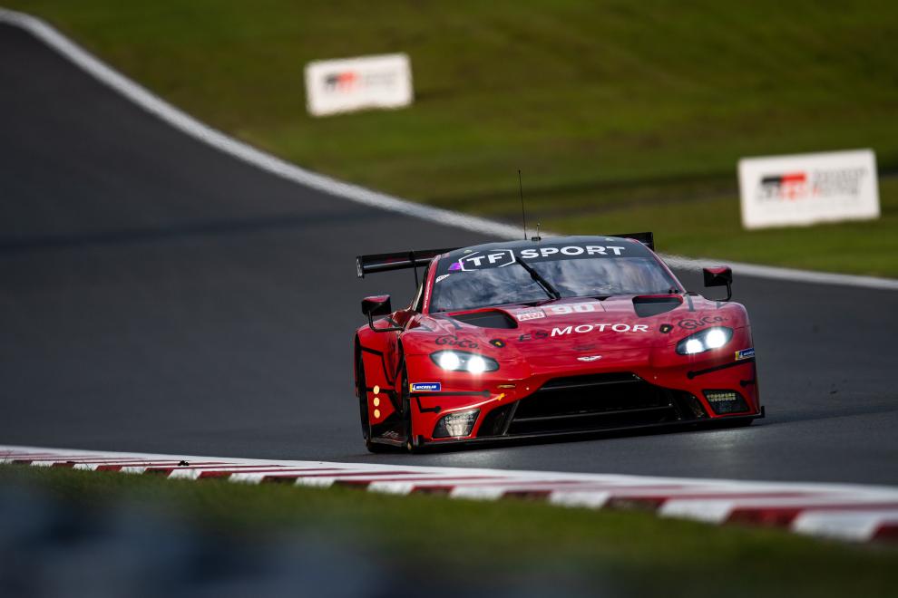 No.90 Aston Martin Vantage with Jonny Adam at wheel