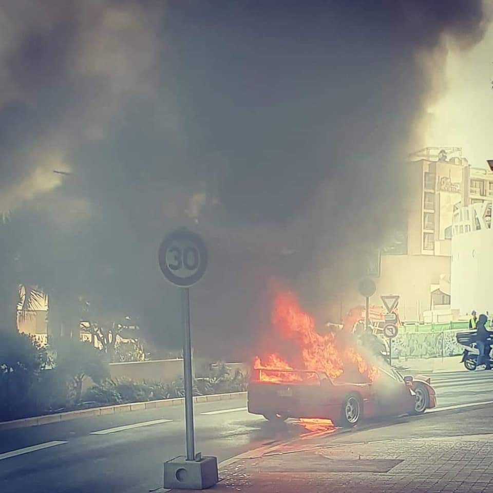 Ferrari F40 burns in Monaco