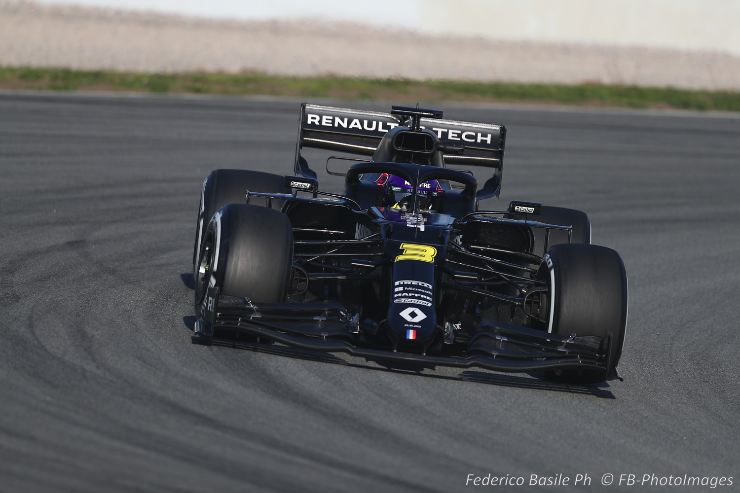 Ricciardo in the new Renault