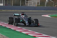 44LewisHamiltonMercedesAMGTeamF17.jpg