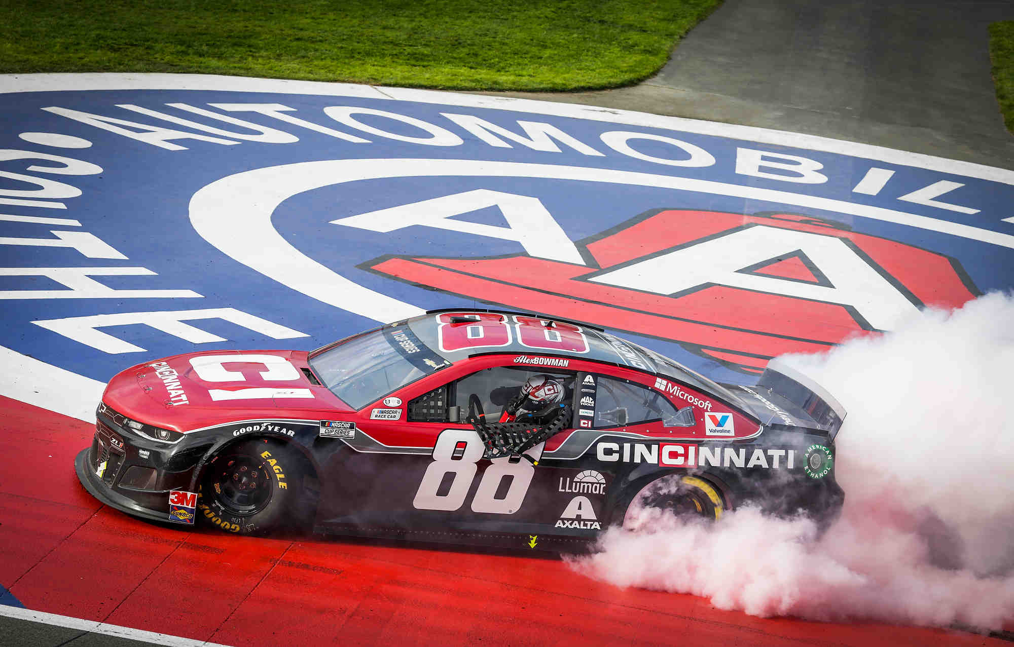 Bowman tears up the Fontana grass