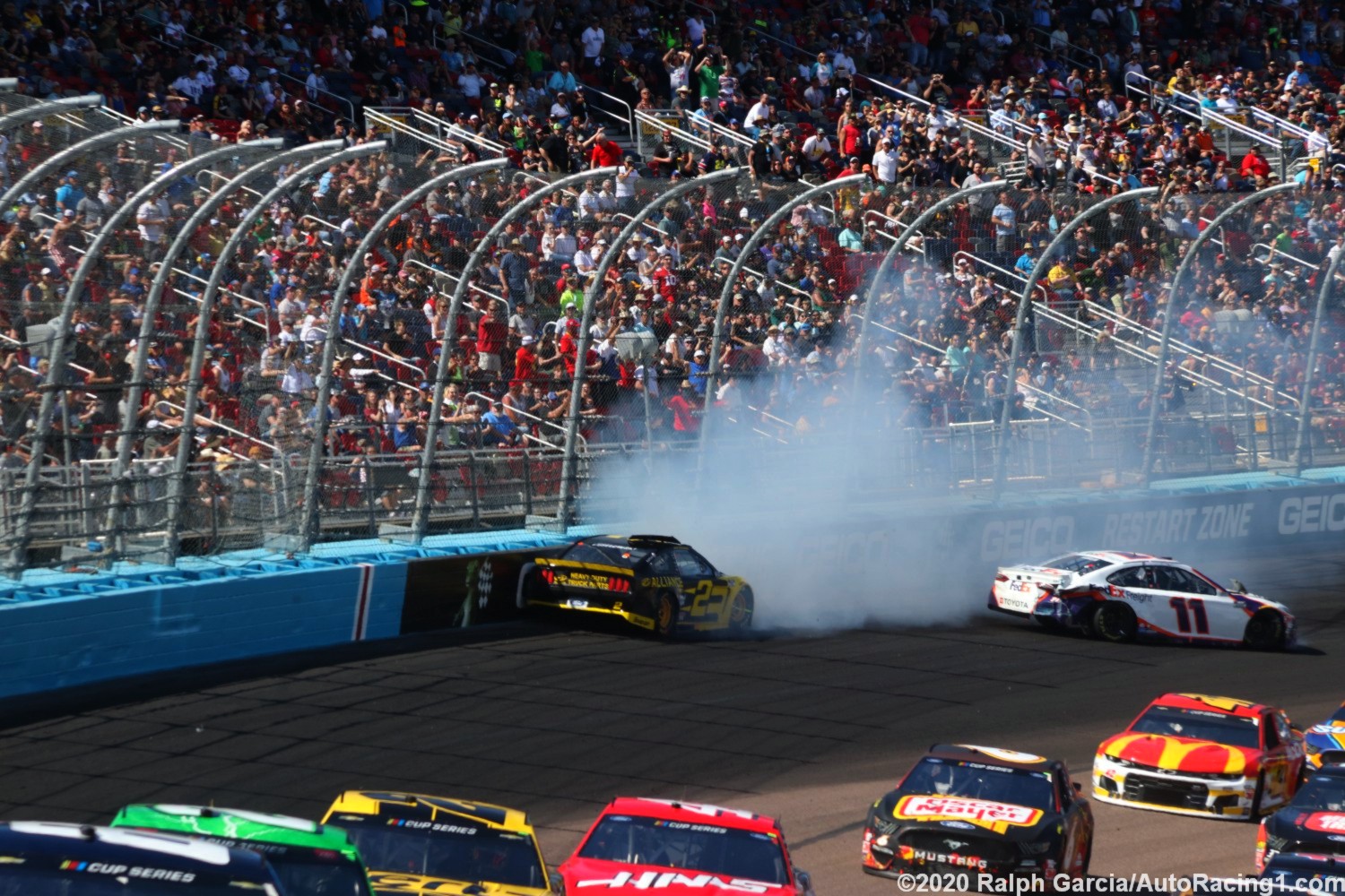 Keselowski and Hamlin tangle