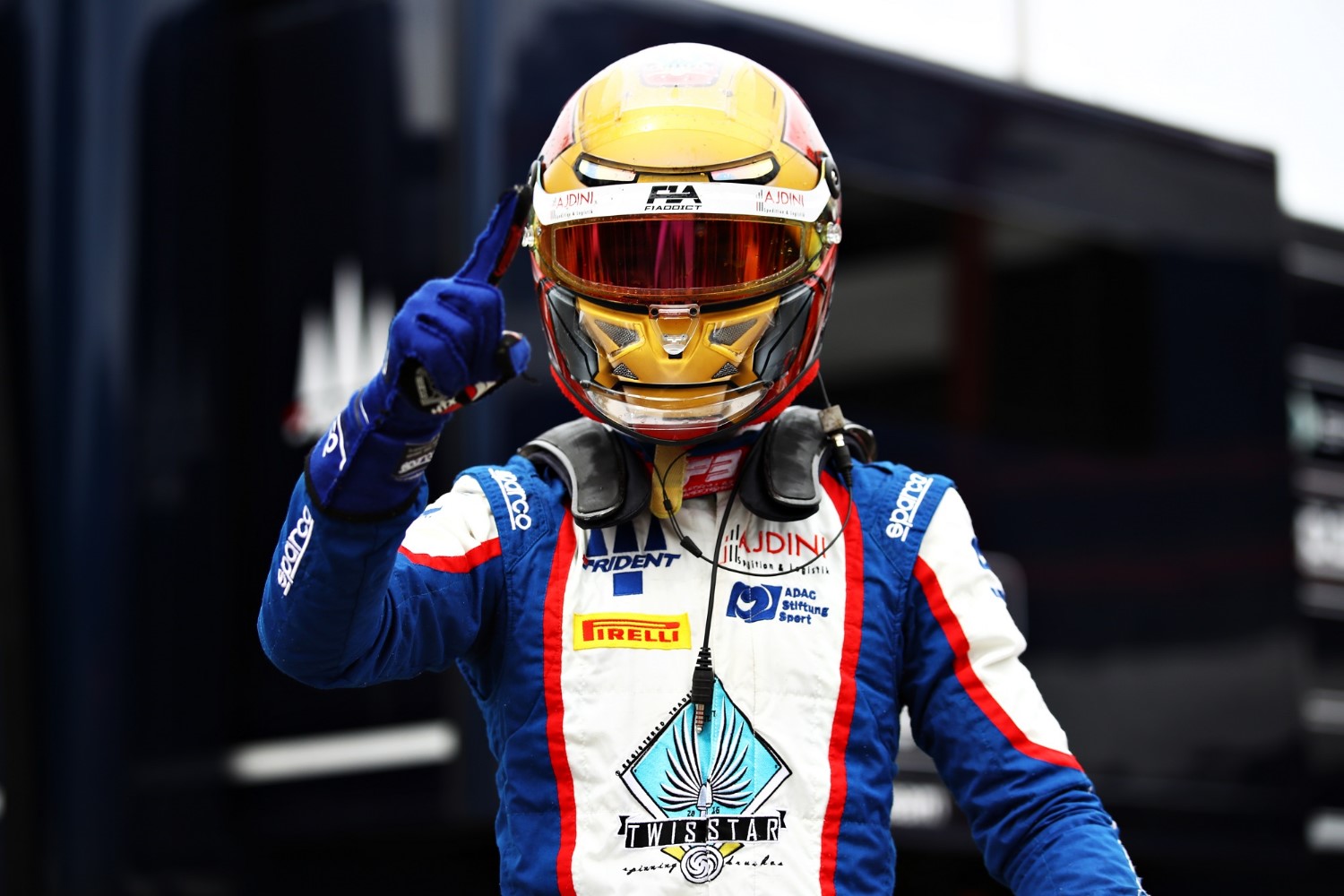 Zendeli roars to dominant first F3 win – AutoRacing1.com