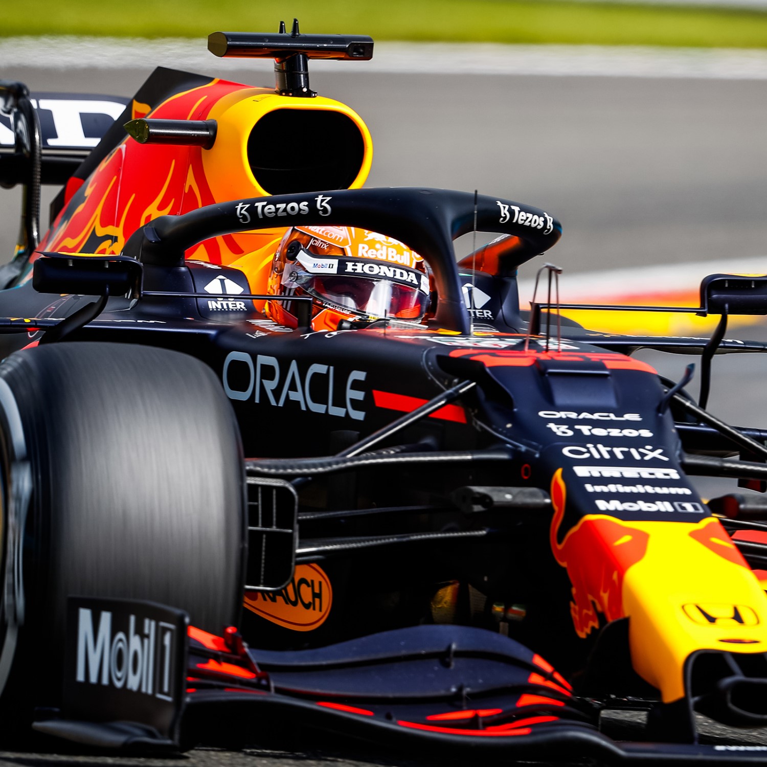 F1: Verstappen wins sensational pole for wet Belgian GP - AutoRacing1.com