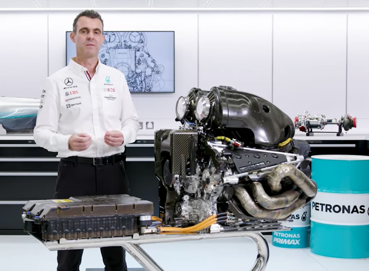 Video Mercedes Fires Up New W14 F1 Power Unit For 2023