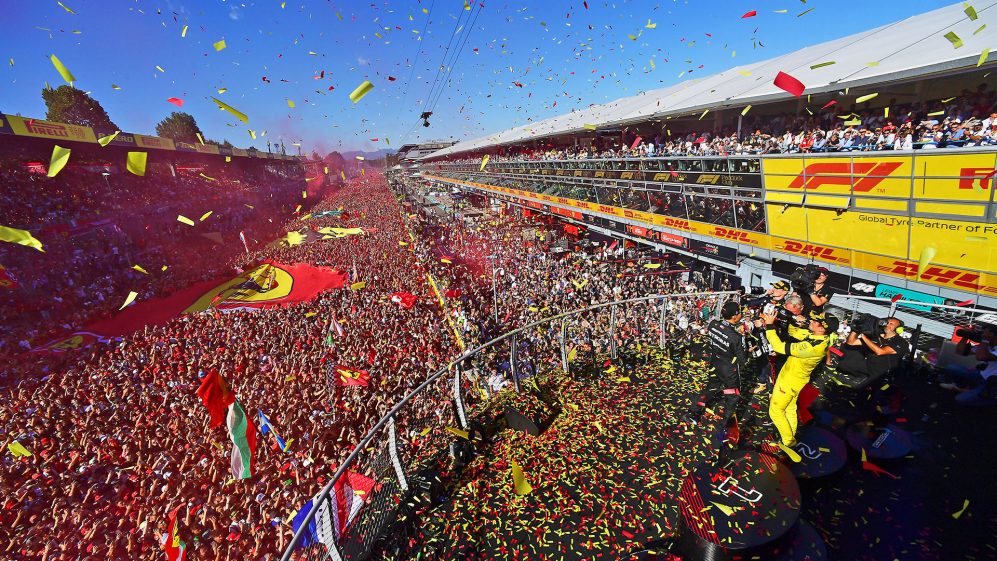 Fans as far as the eye can see at the 2022 Italian GP at Monza