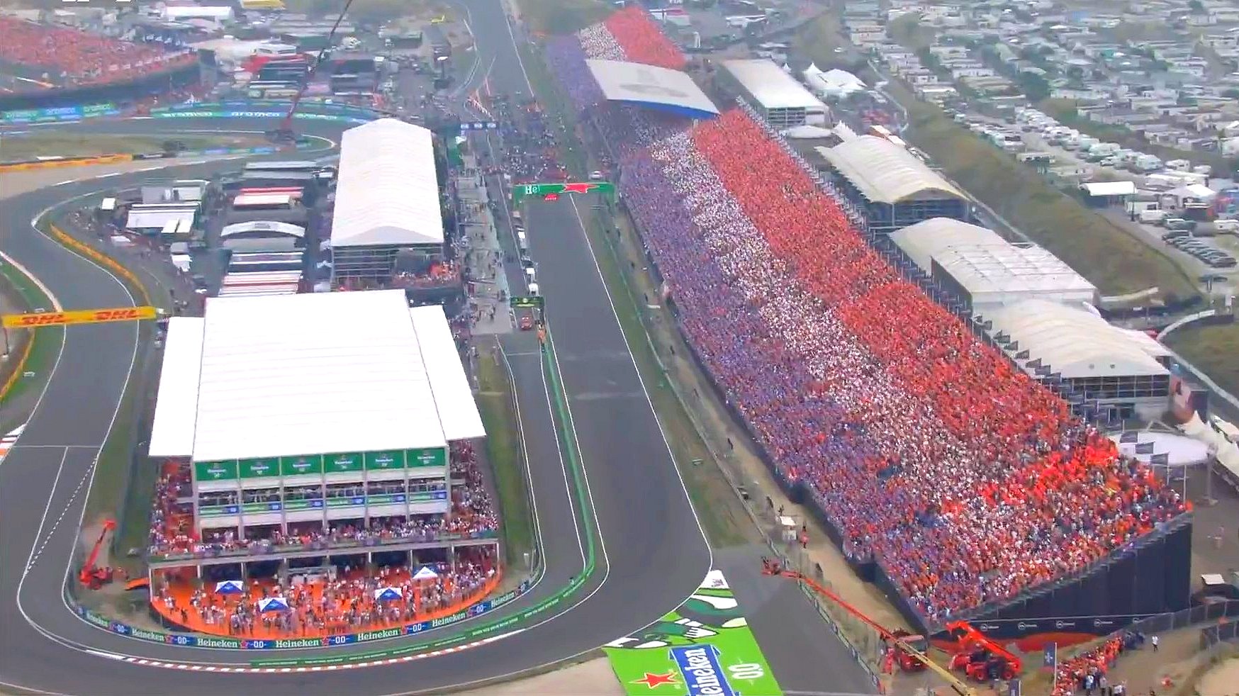 105,000 wildly cheering Dutchman at 2022 Dutch GP