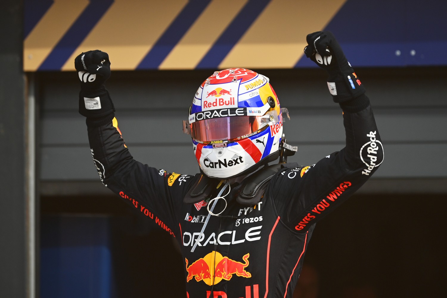Race winner Max Verstappen of the Netherlands and Oracle Red Bull Racing celebrates in parc ferme during the F1 Grand Prix of The Netherlands at Circuit Zandvoort on September 04, 2022 in Zandvoort, Netherlands. (Photo by Dan Mullan/Getty Images)