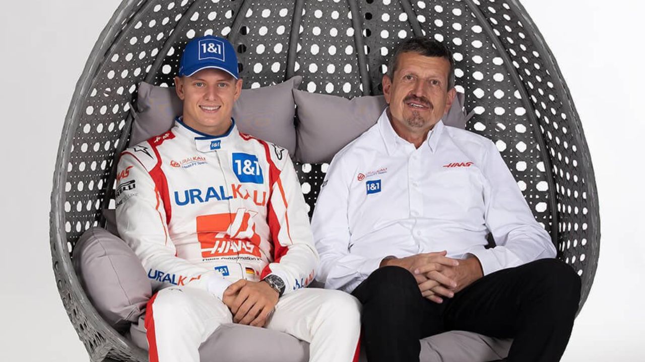 Mick Schumacher and Guenther Steiner in 2022