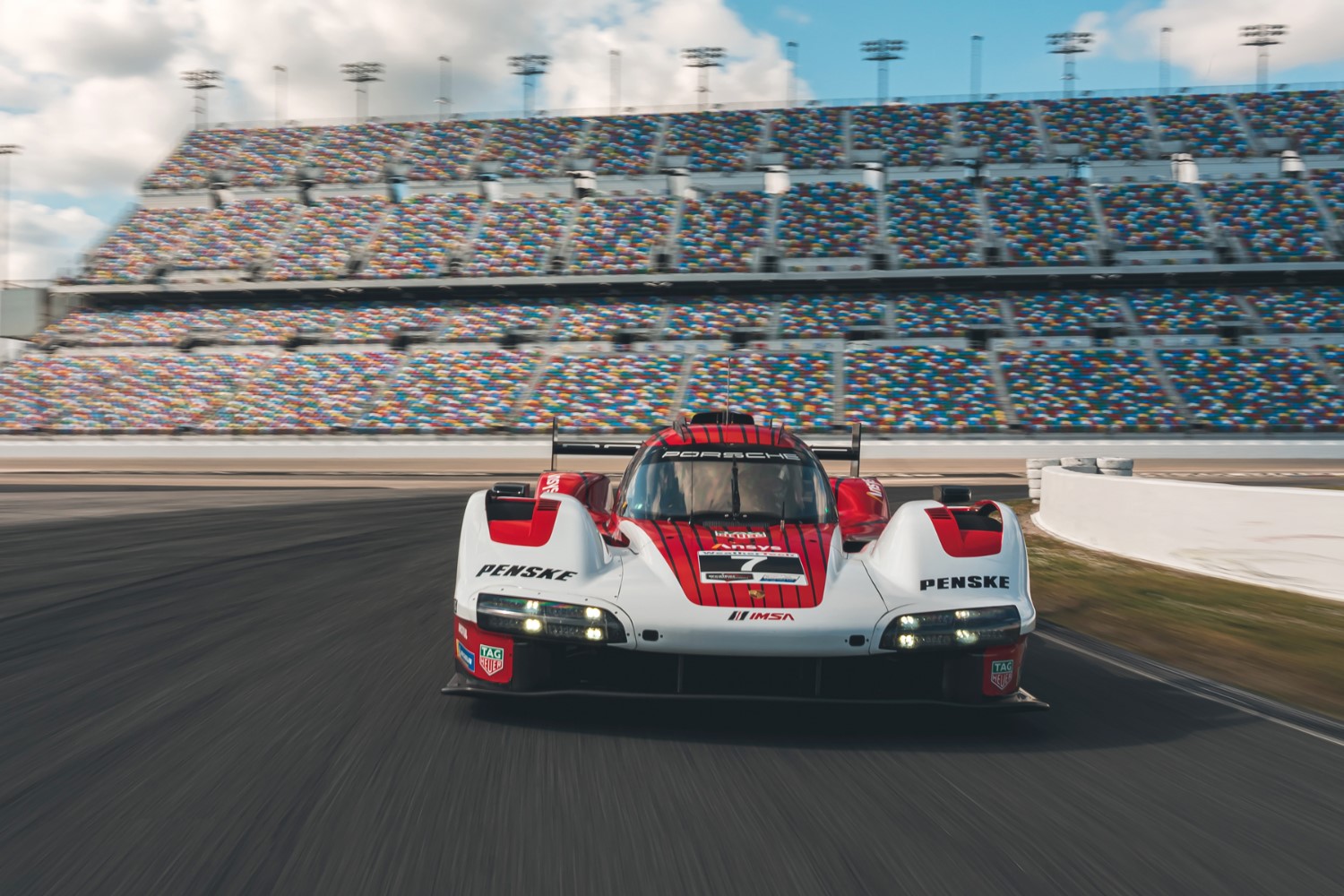 iRacing - The Porsche Mission R is the first vision of an