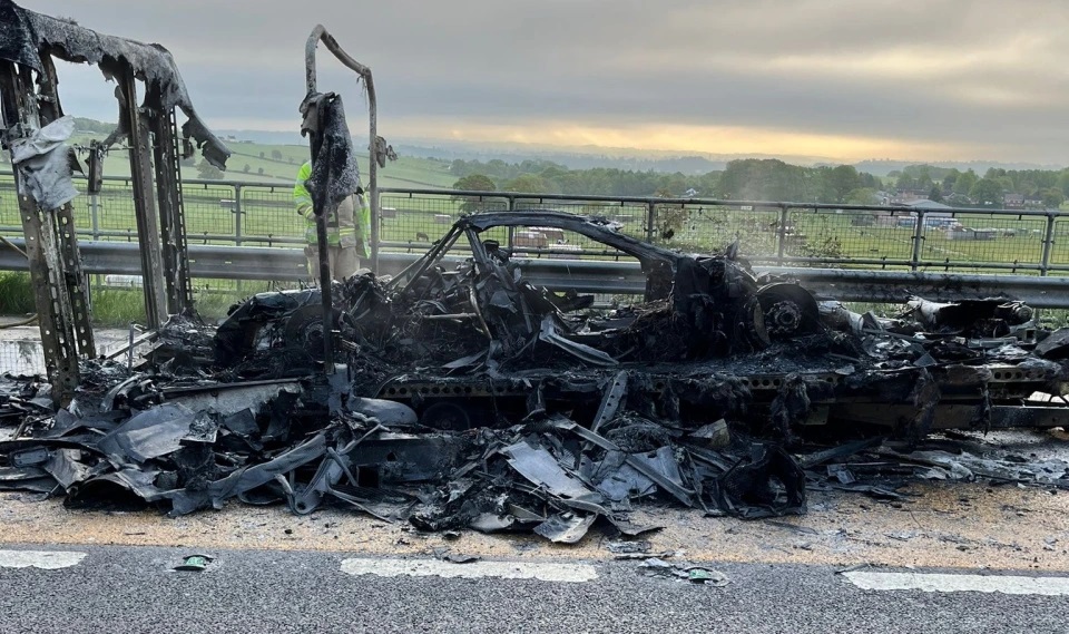 Mercedes EV Burns to a Crisp