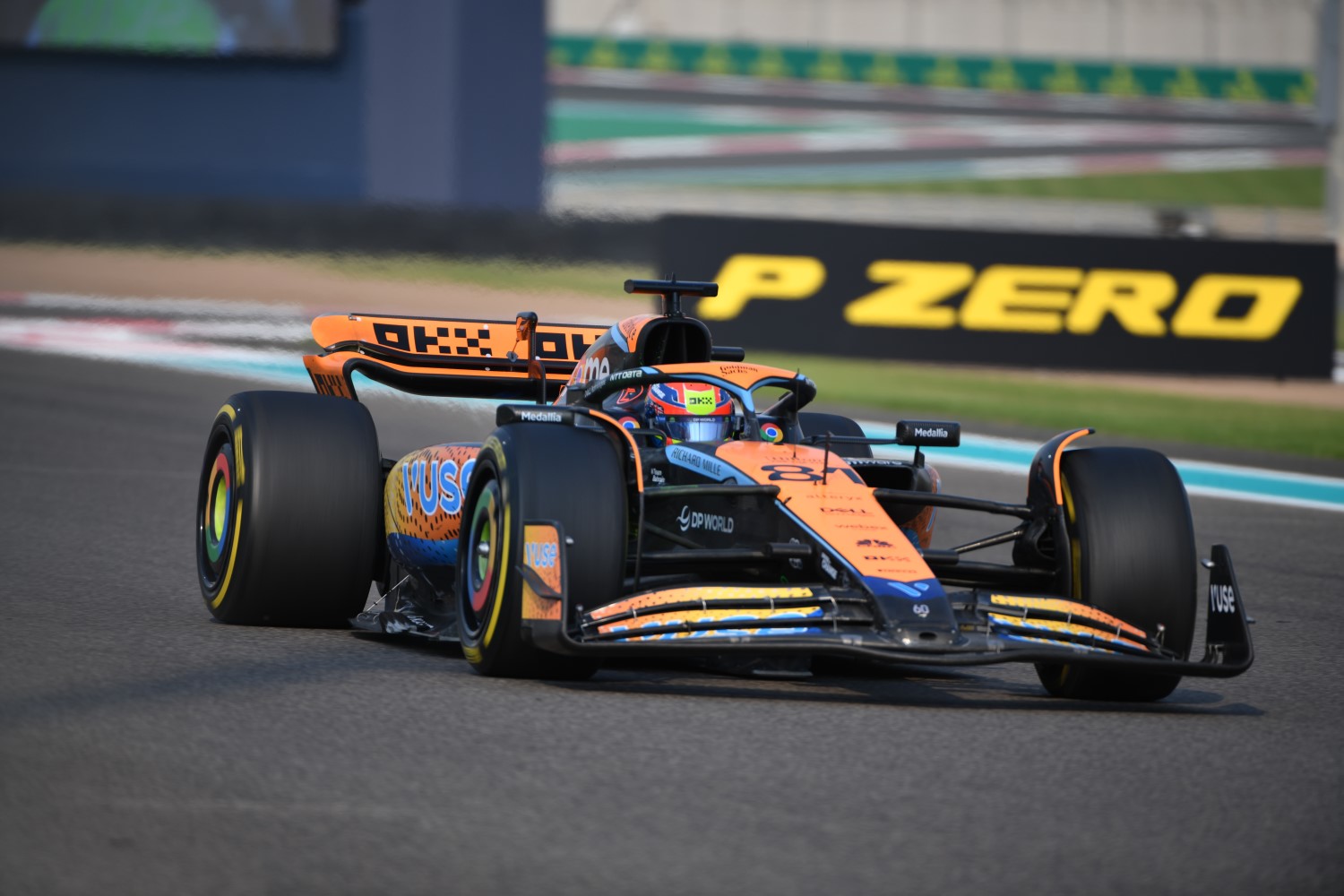 Oscar Piastri, McLaren MCL60 during the Abu Dhabi GP at Yas Marina Circuit on Friday November 24, 2023 in Abu Dhabi, United Arab Emirates. (Photo by James Sutton / LAT Images)