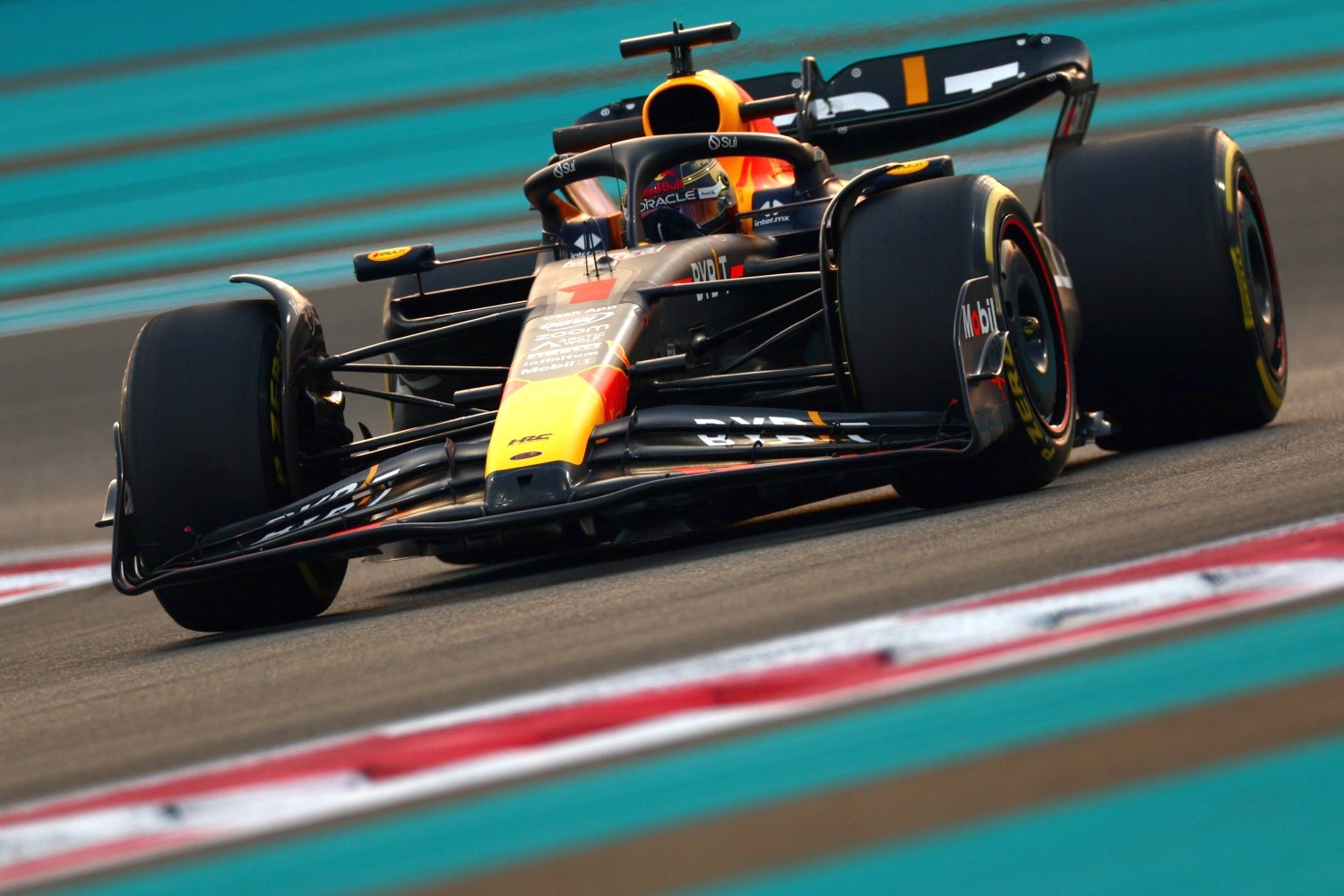 Max Verstappen of the Netherlands driving the (1) Oracle Red Bull Racing RB19 on track during practice ahead of the F1 Grand Prix of Abu Dhabi at Yas Marina Circuit on November 24, 2023 in Abu Dhabi, United Arab Emirates. (Photo by Peter Fox/Getty Images) // Getty Images / Red Bull Content Pool