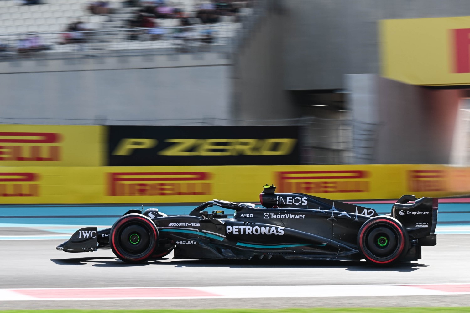 Frederik Vesti, Mercedes F1 W14 during the Abu Dhabi GP at Yas Marina Circuit on Friday November 24, 2023 in Abu Dhabi, United Arab Emirates. (Photo by Simon Galloway / LAT Images)