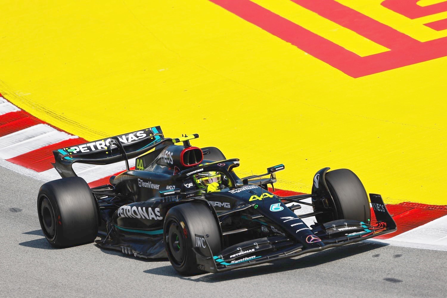 Lewis Hamilton, Mercedes F1 W14 during the Spanish GP at Circuit de Barcelona-Catalunya on Friday June 02, 2023 in Barcelona, Spain. (Photo by Andy Hone / LAT Images)