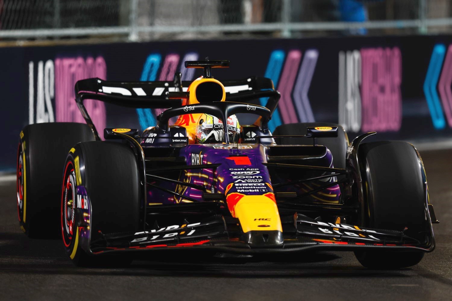 Max Verstappen, Red Bull Racing RB19 during the Las Vegas GP at Streets of Las Vegas on Saturday November 18, 2023, United States of America. (Photo by Zak Mauger / LAT Images)