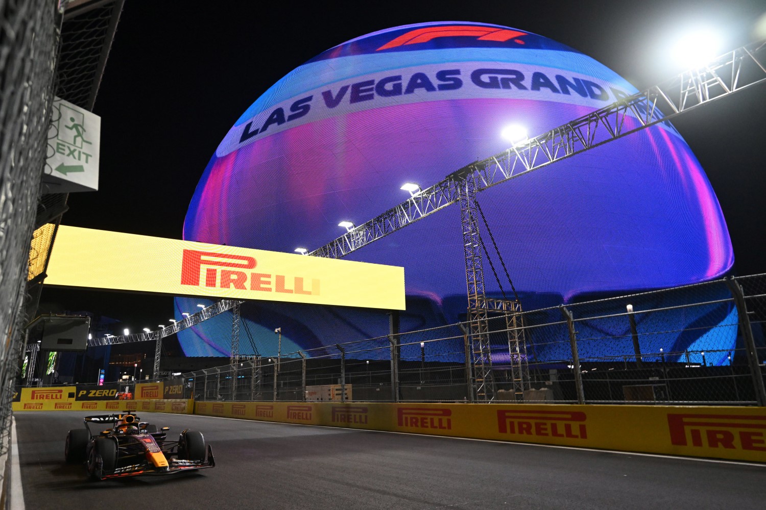 NOVEMBER 16: Max Verstappen, Red Bull Racing RB19 during the Las Vegas GP at Streets of Las Vegas on Thursday November 16, 2023, United States of America. (Photo by Simon Galloway / LAT Images)