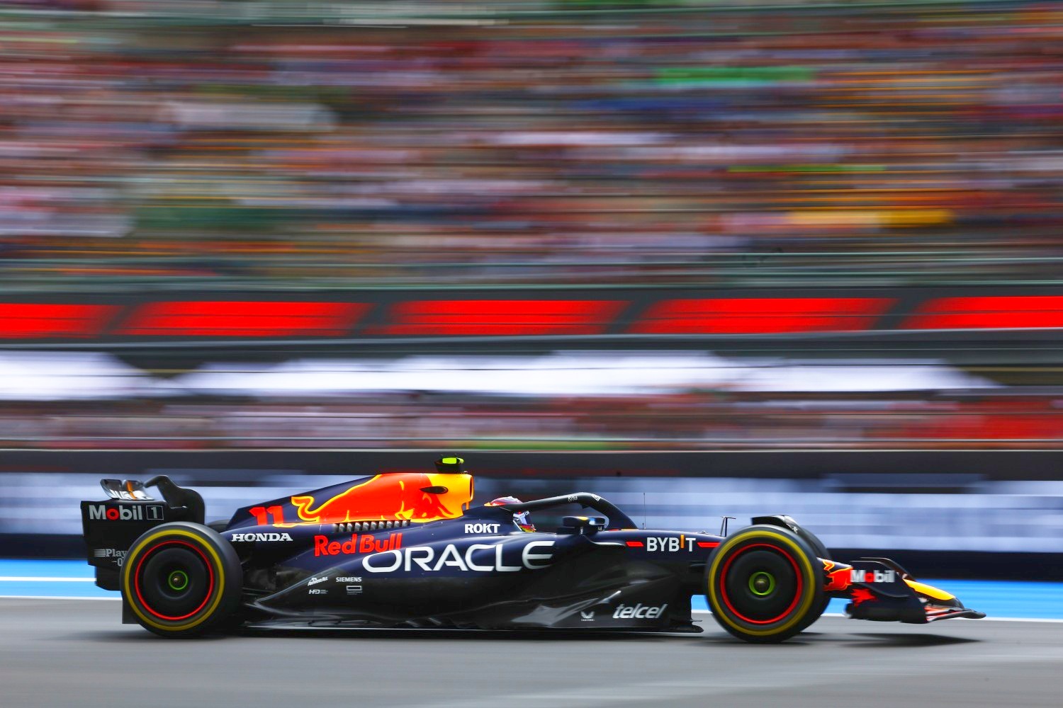 Sergio Perez of Mexico driving the (11) Oracle Red Bull Racing RB19 on track during practice ahead of the F1 Grand Prix of Mexico at Autodromo Hermanos Rodriguez on October 27, 2023 in Mexico City, Mexico. (Photo by Mark Thompson/Getty Images)