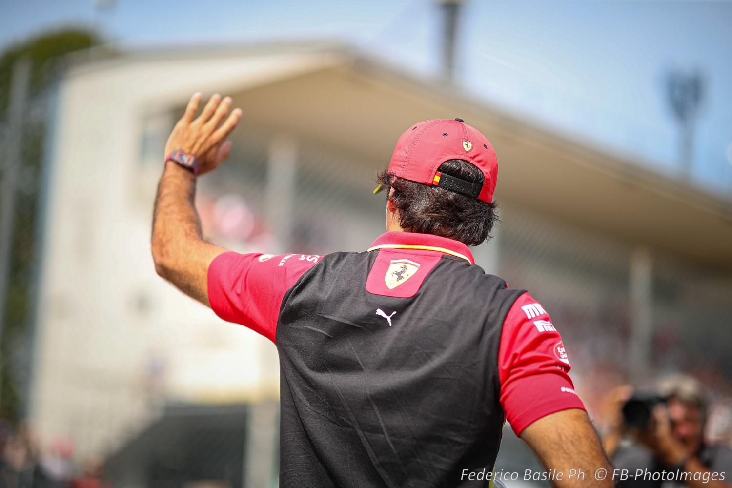 #55 Carlos Sainz Jr. displays his watch, (ESP) Scuderia Ferrari during the Italian GP, Monza 31 August-3 September 2023 Formula 1 World championship 2023.