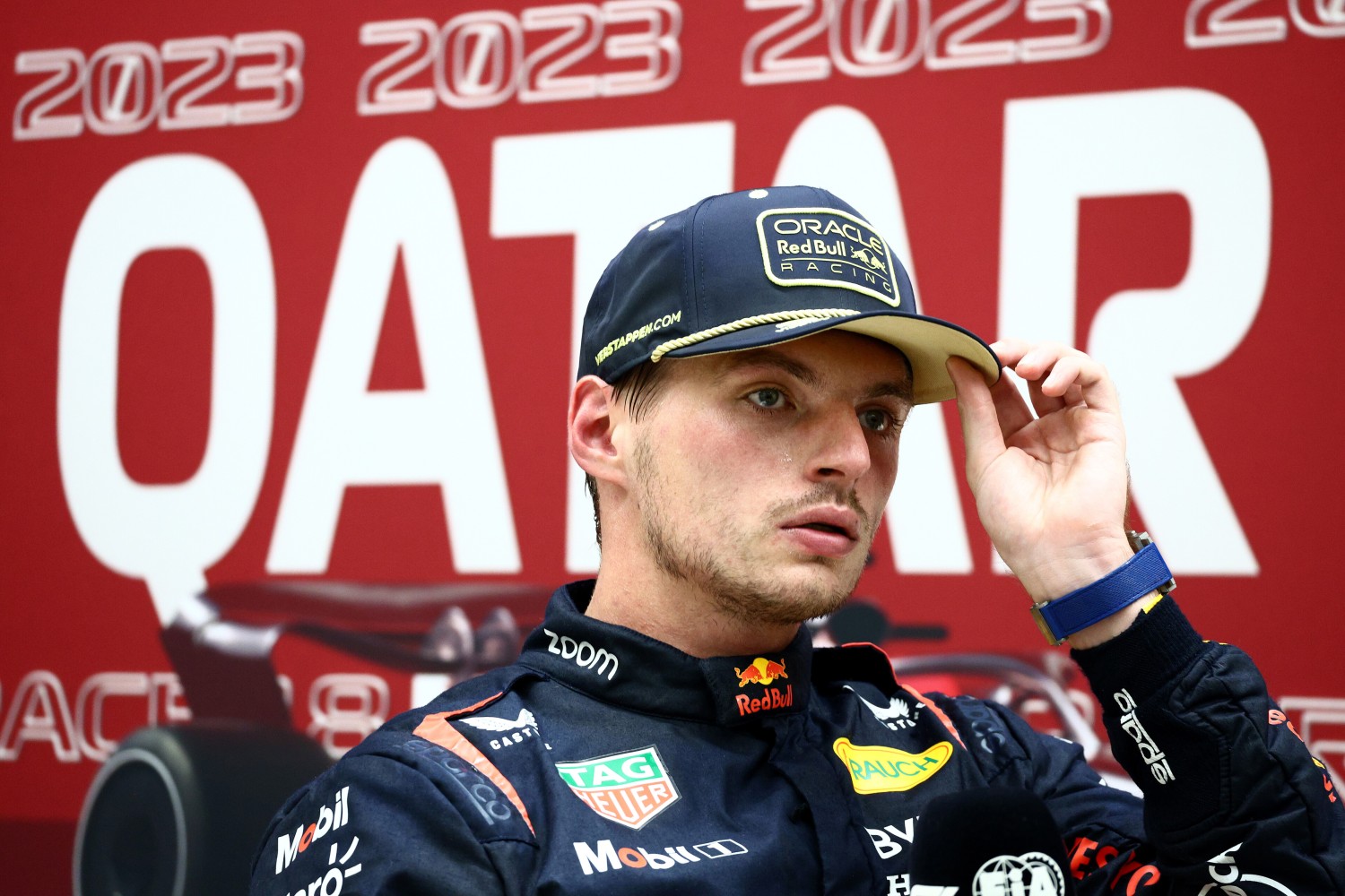 2nd placed in the sprint and 2023 F1 World Drivers Champion Max Verstappen of the Netherlands and Oracle Red Bull Racing talks in a press conference after the Sprint ahead of the F1 Grand Prix of Qatar at Lusail International Circuit on October 07, 2023 in Lusail City, Qatar. (Photo by Clive Rose/Getty Images) // Getty Images / Red Bull Content Pool 