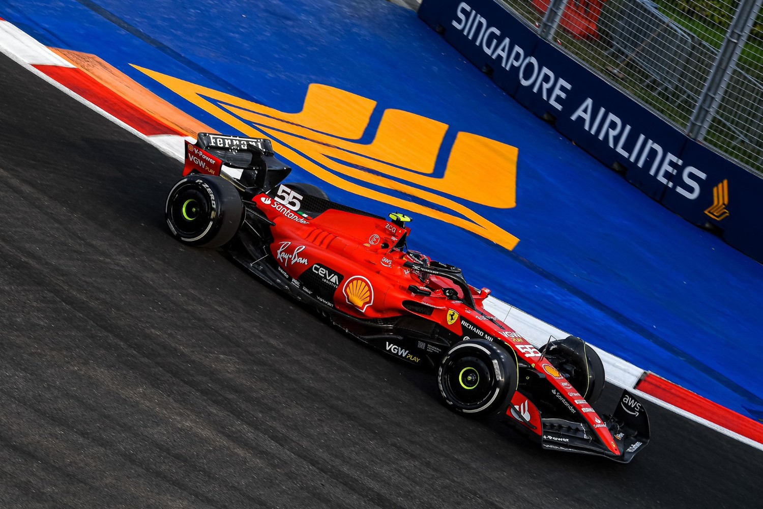 F1 News: Sainz Jr. over Leclerc in Practice 2 for Singapore GP