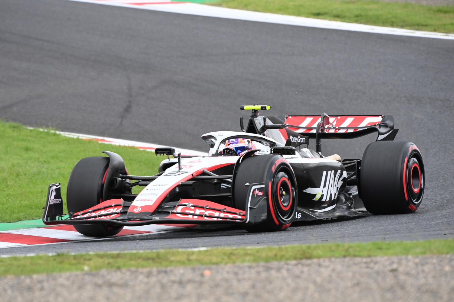 Nico Hulkenberg, Haas VF-23 during the Japanese GP at Suzuka on Friday September 22, 2023 in Suzuka, Japan. (Photo by Mark Sutton / LAT Images)