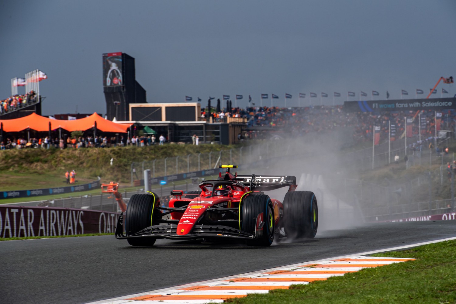 Carlos Sainz Jr. in the wet during Dutch GP Qualifying