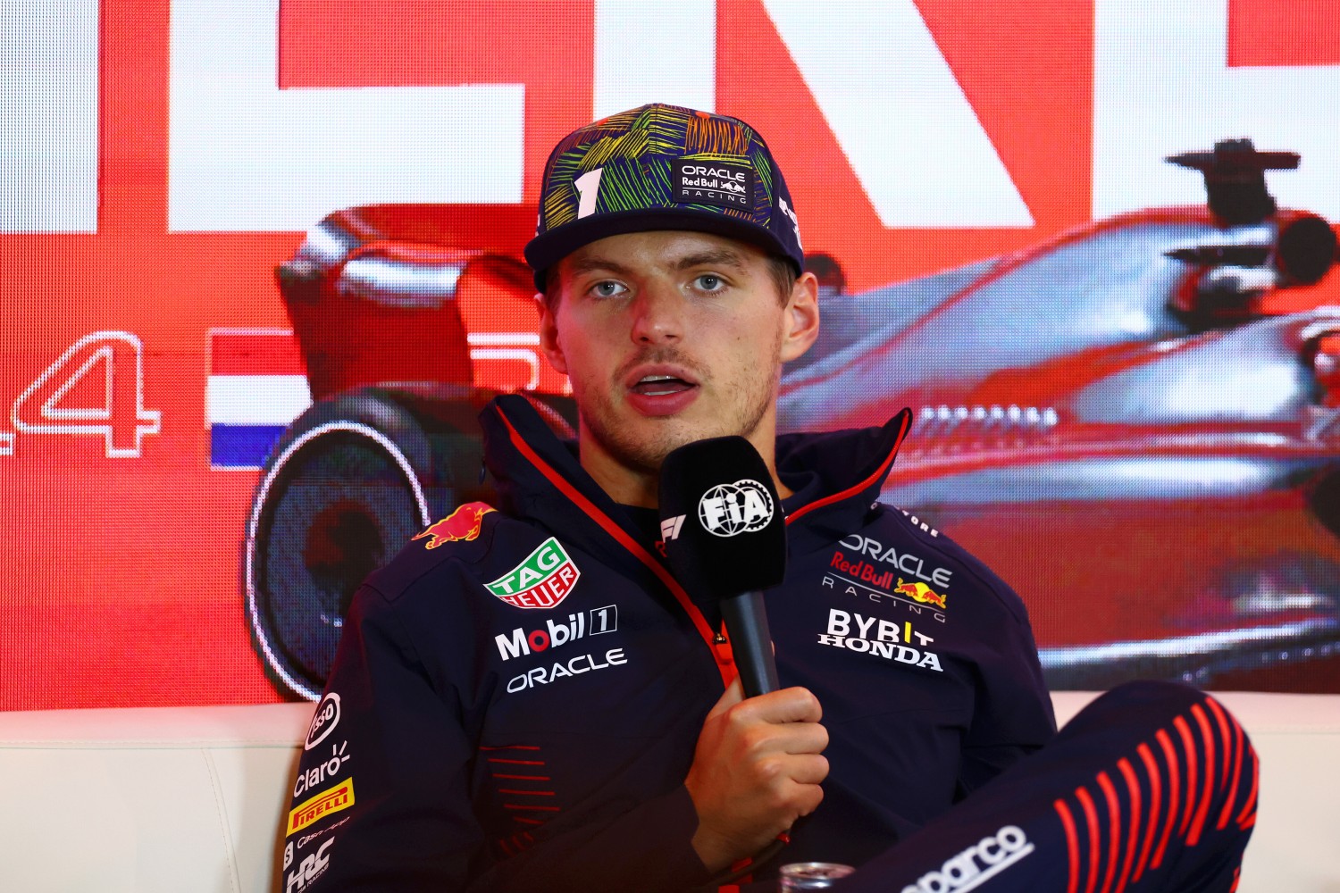 Race winner Max Verstappen of the Netherlands and Oracle Red Bull Racing attends the press conference after the F1 Grand Prix of The Netherlands at Circuit Zandvoort on August 27, 2023 in Zandvoort, Netherlands. (Photo by Bryn Lennon/Getty Images) // Getty Images / Red Bull Content Pool