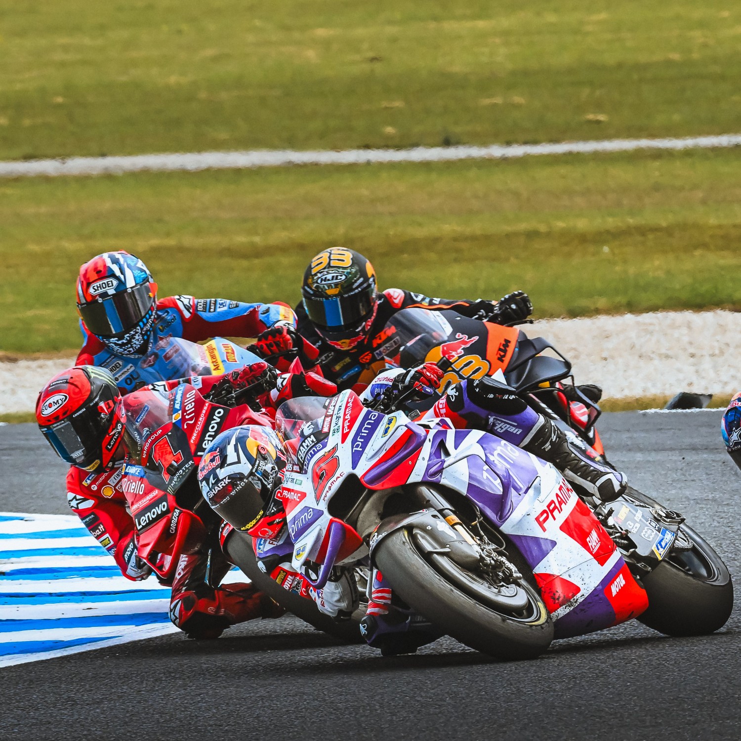 Johann Zarco leads Francesco Bagnaia