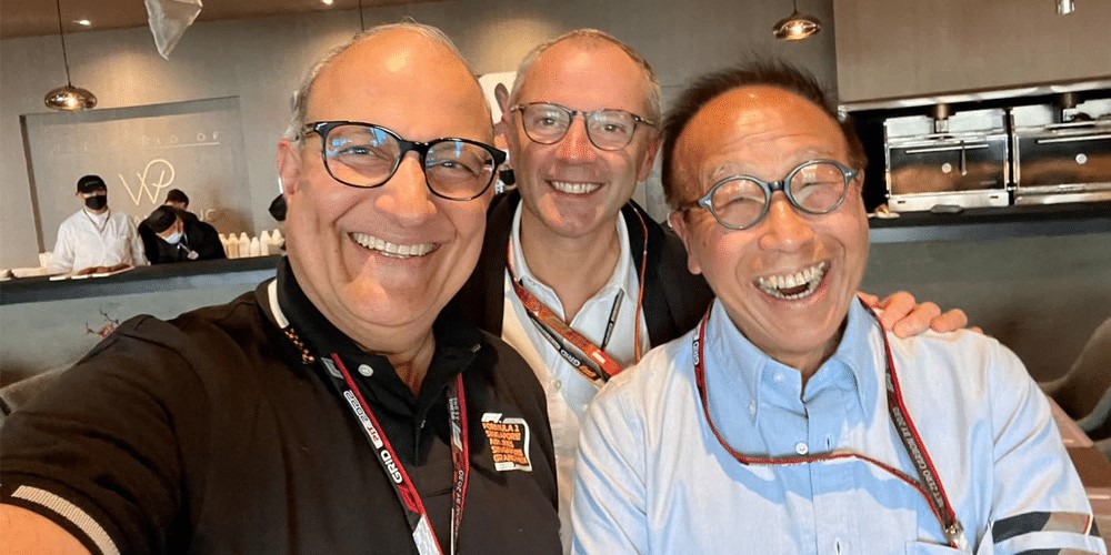 Photo of Mr S Iswaran and Mr Ong Beng Seng along with Stefano Domenicali