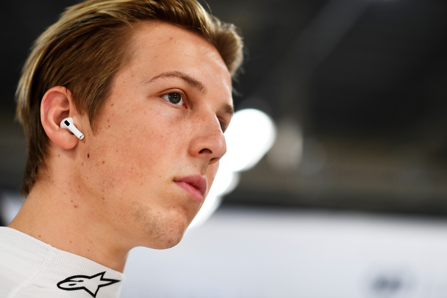 Liam Lawson of New Zealand and Scuderia AlphaTauri prepares to drive in the garage during practice ahead of the F1 Grand Prix of Japan at Suzuka International Racing Course on September 22, 2023 in Suzuka, Japan. (Photo by Rudy Carezzevoli/Getty Images) // Getty Images / Red Bull Content Pool