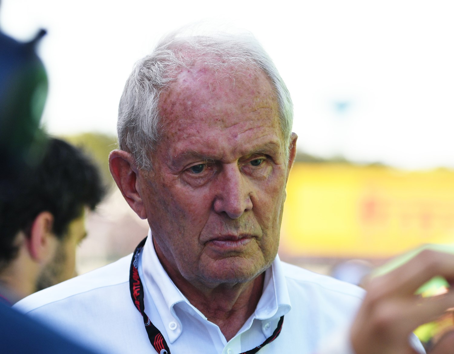 Red Bull Racing Team Consultant Dr Helmut Marko looks on during the Sprint ahead of the F1 Grand Prix of Brazil at Autodromo Jose Carlos Pace on November 04, 2023 in Sao Paulo, Brazil. (Photo by Rudy Carezzevoli/Getty Images) // Getty Images / Red Bull Content Pool