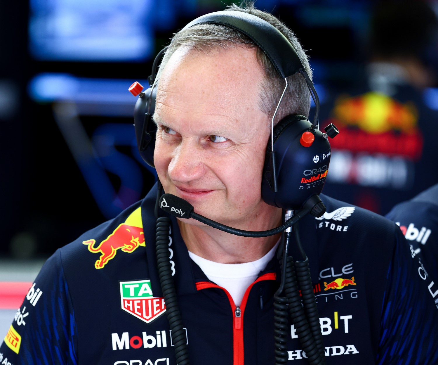 Red Bull Racing Head of Car Engineering Paul Monaghan looks on in the garage during day two of F1 Testing at Bahrain International Circuit on February 24, 2023 in Bahrain, Bahrain. (Photo by Mark Thompson/Getty Images) // Getty Images / Red Bull Content Pool