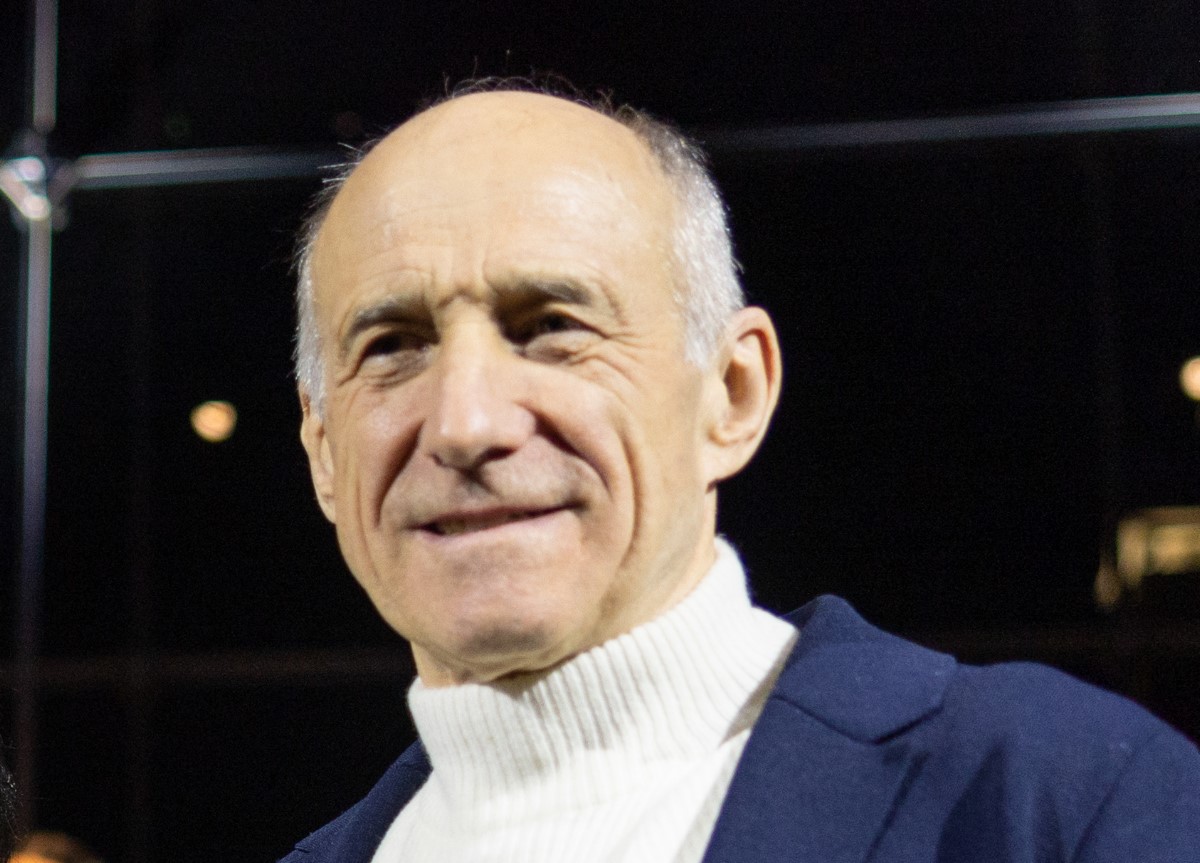 Scuderia AlphaTauri, team principal Franz Tost in front of the 2023 car during the Scuderia AlphaTauri Season Launch at Lincoln Center in New York, NY on 11 February, 2023. // Colin Kerrigan / Red Bull Content Pool //