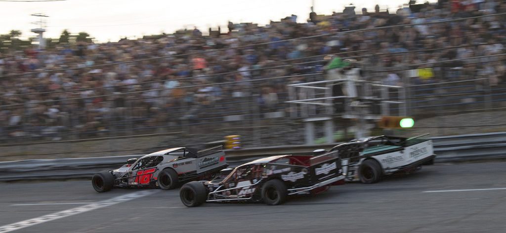 Jersey Shore 150 Wall Stadium Action