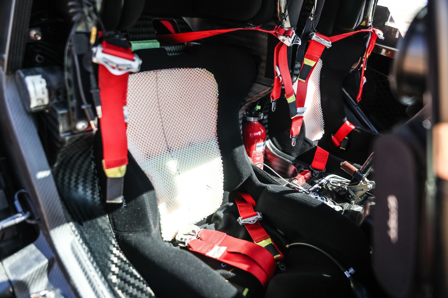 2024 Audi RS Q e-tron seating