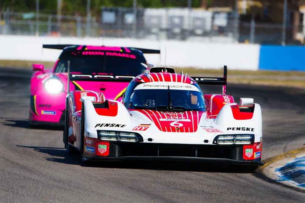 #6 PORSCHE PENSKE MOTORSPORT / Porsche 963