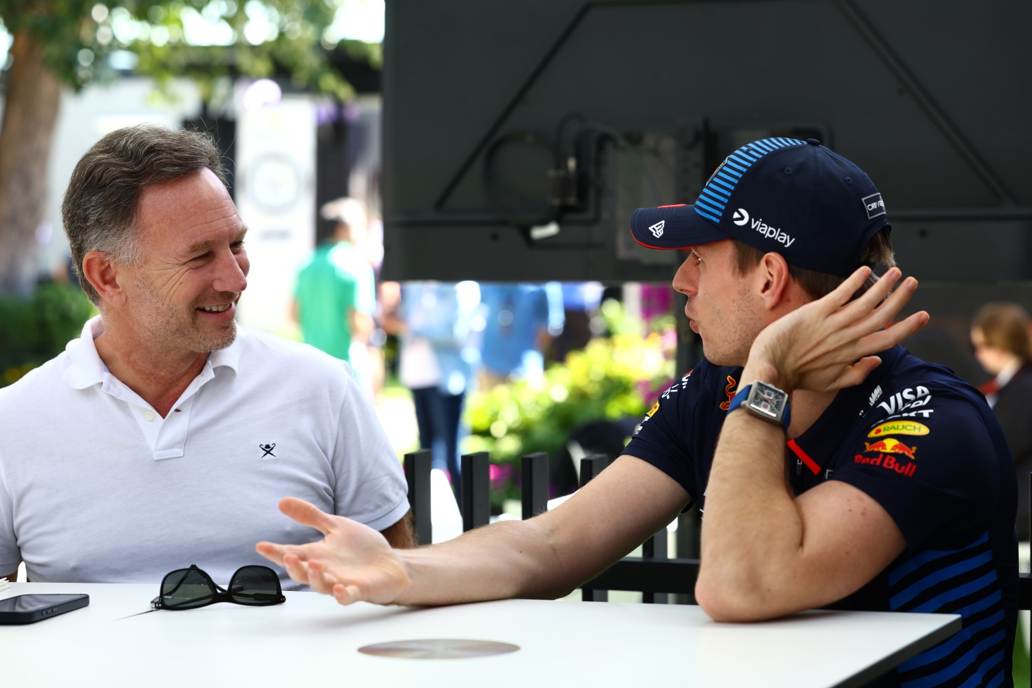 Oracle Red Bull Racing Team Principal Christian Horner and Max Verstappen of the Netherlands and Oracle Red Bull Racing talk in the Paddock during previews ahead of the F1 Grand Prix of Australia at Albert Park Circuit on March 21, 2024 in Melbourne, Australia. (Photo by Mark Thompson/Getty Images) // Getty Images / Red Bull Content Pool 