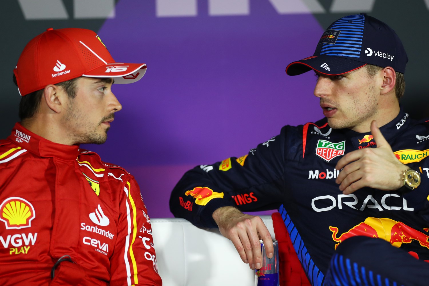 Pole position qualifier Max Verstappen of the Netherlands and Oracle Red Bull Racing talks with Second placed qualifier Charles Leclerc of Monaco and Ferrari in a press conference after qualifying ahead of the F1 Grand Prix of Bahrain at Bahrain International Circuit on March 01, 2024 in Bahrain, Bahrain. (Photo by Peter Fox/Getty Images) // Getty Images / Red Bull Content Pool