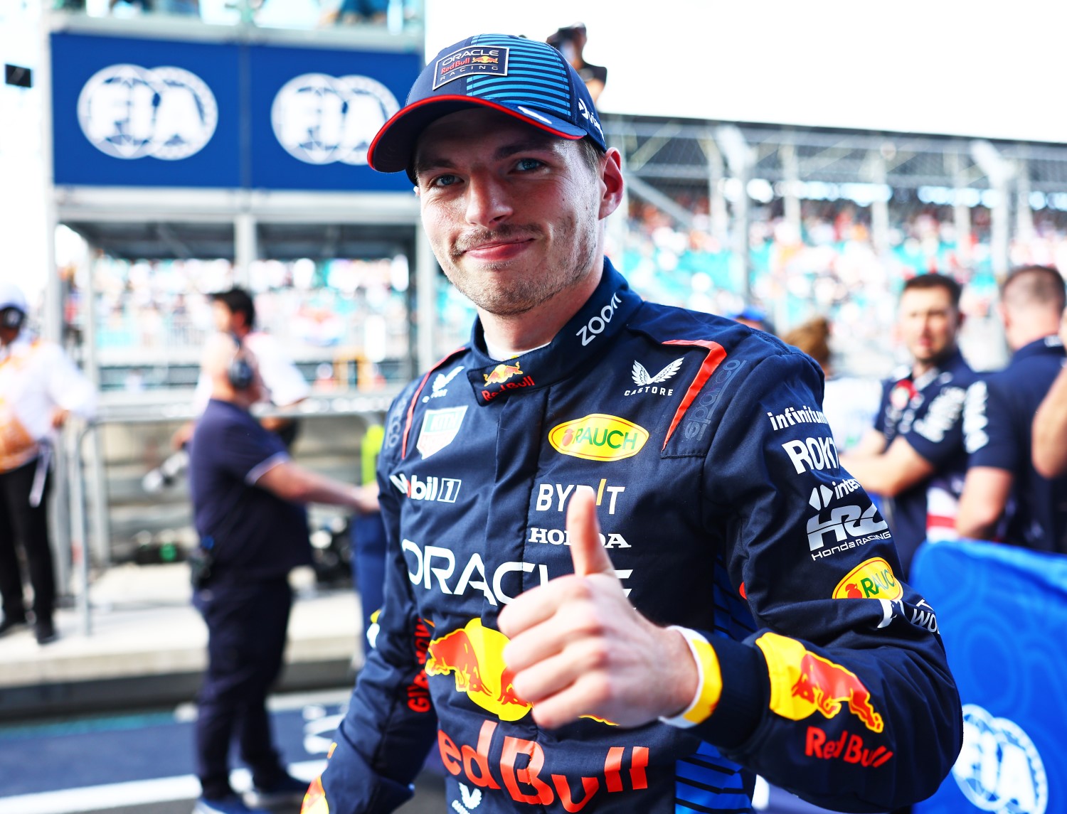 Sprint Pole qualifier Max Verstappen of the Netherlands and Oracle Red Bull Racing celebrates in parc ferme during Sprint Qualifying ahead of the F1 Grand Prix of Miami at Miami International Autodrome on May 03, 2024 in Miami, Florida. (Photo by Mark Thompson/Getty Images) // Getty Images / Red Bull Content Pool